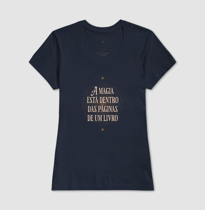 Camiseta Magia nas páginas