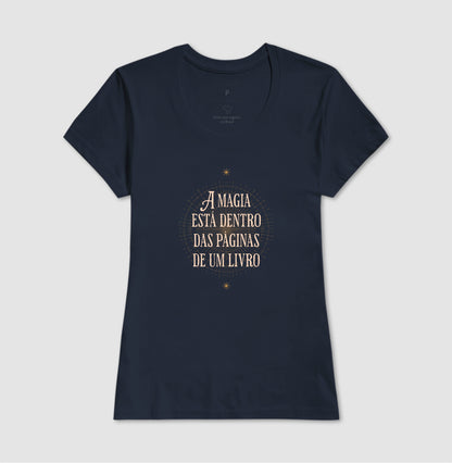 Camiseta Magia nas páginas