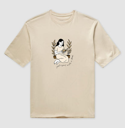 Camiseta oversized Just a Girl with a Book