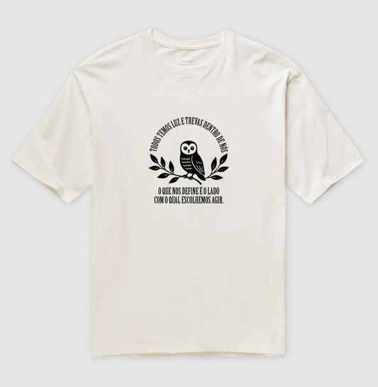 Camiseta oversized Luz e Trevas