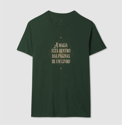 Camiseta Magia nas páginas
