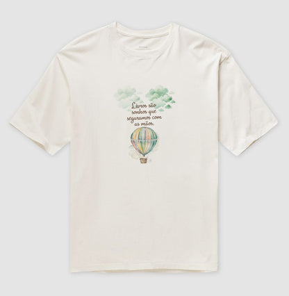 Camiseta oversized Livros são Sonhos