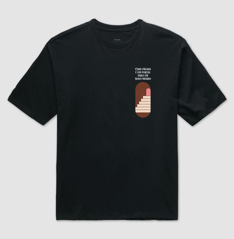 Camiseta oversized Cada página é um portal