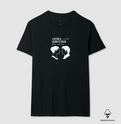 Camiseta algodão peruano Elizabeth & Darcy