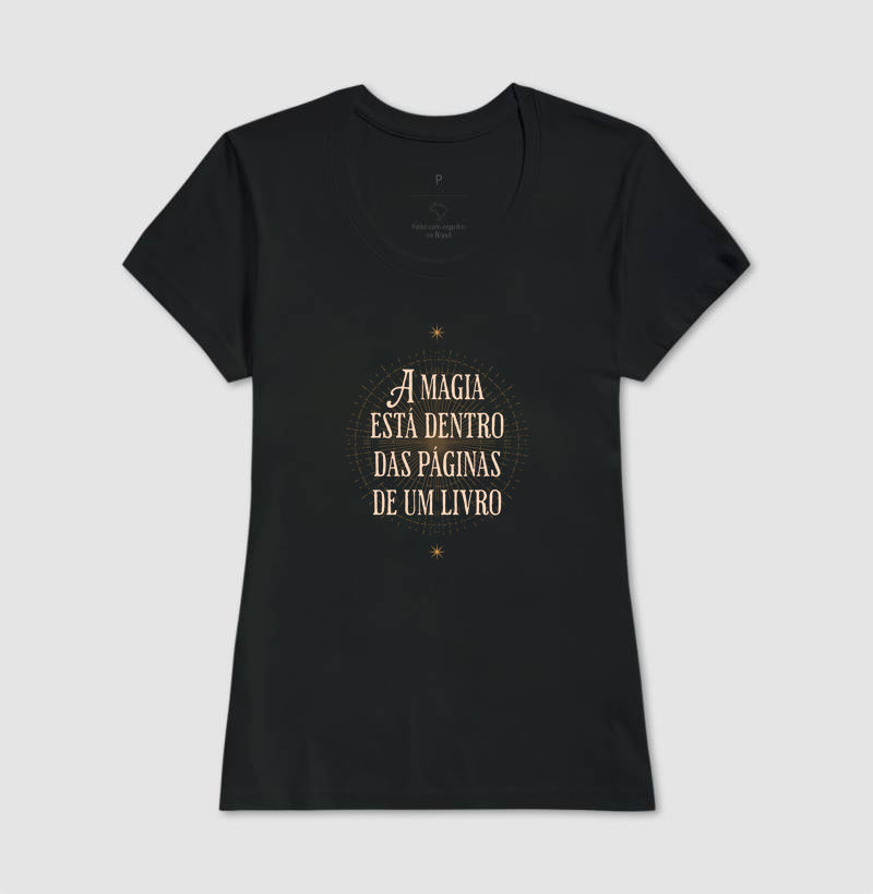Camiseta Magia nas páginas