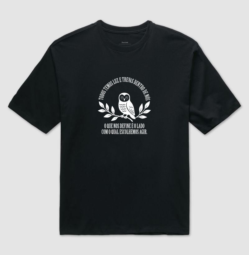 Camiseta oversized Luz e Trevas