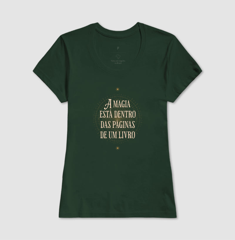 Camiseta Magia nas páginas