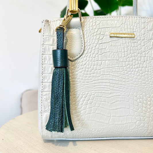 Chaveiro tassel com franjas em couro - Verde Militar