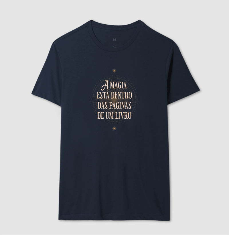 Camiseta Magia nas páginas