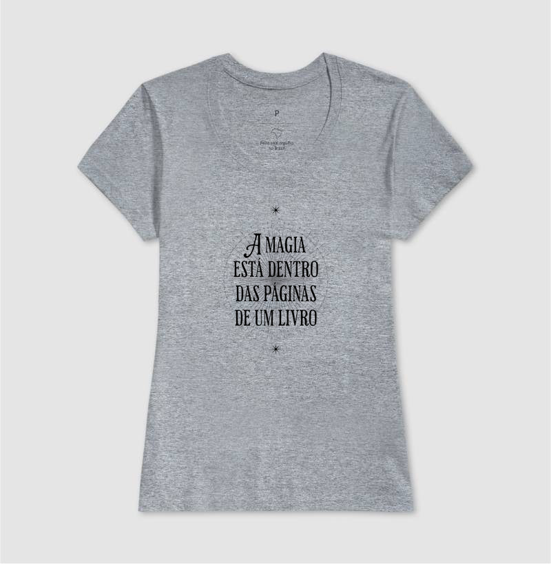 Camiseta Magia nas páginas